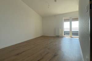 Lichtdurchflutete 3-Zimmer Wohnung mit großer Loggia – Kattenbrookstrift 175, 30539 Bemerode, Hannover – Vorschaubild 7