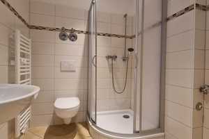 JETZT in Ihre sanierte Wohnung ziehen - tolle 2-Raum mit Balkon – Völpker Str. 17, 39110 Magdeburg – Vorschaubild 2