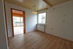 Charmantes, modern gepflegtes Zweifamilienhaus in zentraler Lage von Hanau – Die vollständige Adresse der Immobilie erhältst du vom Anbieter., 63450 Südost, Hanau – Vorschaubild 25