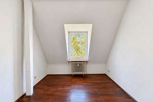 Über den Dächern von Sachsenhausen-Nord: Altbau-Etage mit Aufzug und Skylineblick – 60594 Sachsenhausen-Nord, Frankfurt am Main – Vorschaubild 17