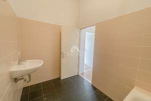 IHRE PERFEKTE FAMILIENWOHNUNG IN TOLLER LAGE IN MOABIT! GROßZÜGIGER GRUNDRISS! PROVISIONSFREI! – Wilsnacker Straße 63, 10559 Moabit, Berlin – Vorschaubild 15