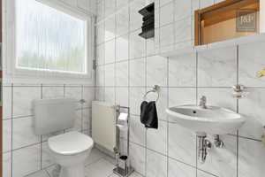 Wohnen auf einer Etage! EFH mit super Aussicht + Souterraineinheit & Ausbaureserve in Finthen – Mainz – Vorschaubild 19