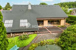 Exklusives Haus mit 2 Einheiten, 377 m² Wohnfläche und Gartenparadies – ideal für Wohnen & Arbeiten – Die vollständige Adresse der Immobilie erhältst du vom Anbieter., 24848 Kropp – Vorschaubild 2