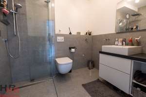 Exklusiver Neubau. 6 Zimmer, 2 Bäder, 3 Balkone, exklusive Küche und viel Platz für die Familie! – Die vollständige Adresse der Immobilie erhältst du vom Anbieter., 28239 Oslebshausen, Bremen – Vorschaubild 19