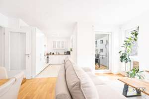 Bezugsfrei: Moderne Wohnung mit Einbauküche und überdachtem Balkon in ruhiger Lage – Gret-Palucca-Weg 5, 81245 Altaubing, München – Vorschaubild 3