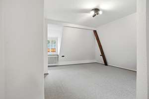 Sanierungsbedürftige, historische Stadtvilla in exklusiver Lage in Aurich – Die vollständige Adresse der Immobilie erhältst du vom Anbieter., 26603 Aurich – Vorschaubild 25