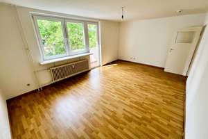Sonnige und ruhige Wohnung mit Balkon und TG-Stellplatz  – Die vollständige Adresse der Immobilie erhältst du vom Anbieter., 12247 Lankwitz, Berlin – Vorschaubild 8