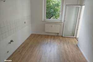 Frisch renoviert!  3-Zimmer-Whg EG! Wanne Loggia! – Gohliser Straße 48, 1157 Cotta (Stadtteil), Dresden – Vorschaubild 9