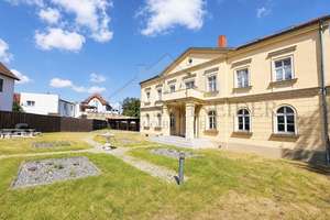 Außergewöhnliche Villa - 3 Wohneinheiten mit großem Grundstück – hochwertig & vielseitig nutzbar – Die vollständige Adresse der Immobilie erhältst du vom Anbieter., 4288 Liebertwolkwitz, Leipzig – Vorschaubild 2