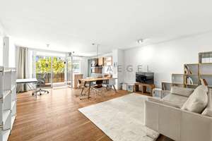 Stilvoll wohnen zwischen Mitte & Kreuzberg – mit Balkon und begehbarem Ankleidezimmer – 10179 Mitte (Ortsteil), Berlin – Vorschaubild 12