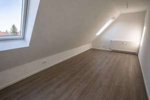 Maisonette-Wohnung mit Balkon In Leipzig-Sellerhausen: 3,5Zi., bezugsfrei! – Die vollständige Adresse der Immobilie erhältst du vom Anbieter., 4318 Sellerhausen-Stünz, Leipzig – Vorschaubild 4