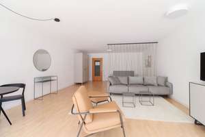 Helle Souterrain-Oase mit Terrasse – stilvoll möbliertes Wohnerlebnis – Mönchstraße 25, 70191 Am Pragfriedhof, Stuttgart – Vorschaubild 3