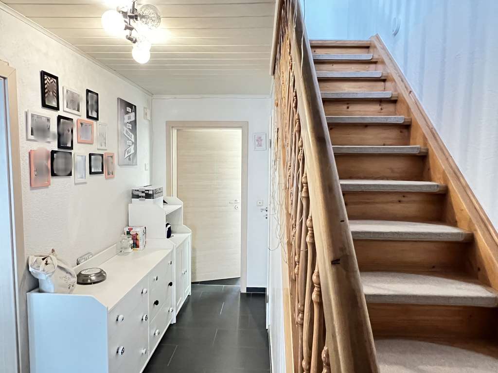 Immobilie in Mittelbiberach - Geräumiges, modernisiertes Reiheneckhaus in schöner Lage von Mittelbiberach - Bild 3