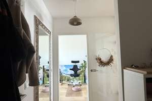 Geräumige 3 Zimmer Wohnung mit Balkon und EBK in Volmerswerth – Die vollständige Adresse der Immobilie erhältst du vom Anbieter., 40221 Volmerswerth, Düsseldorf – Vorschaubild 3