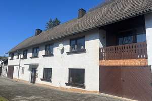  RESERVIERT / Ein Haus mit vielen Möglichkeiten! – Die vollständige Adresse der Immobilie erhältst du vom Anbieter., 59969 Hallenberg – Vorschaubild 3