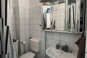 NEU *Paul & Partner* KLEINE, SCHÖNE  2-ZIMMER-WOHNUNG – ZENTRALE LAGE IN WIESBADEN ! – Die vollständige Adresse der Immobilie erhältst du vom Anbieter., 65185 Westend / Bleichstraße, Wiesbaden – Vorschaubild 5