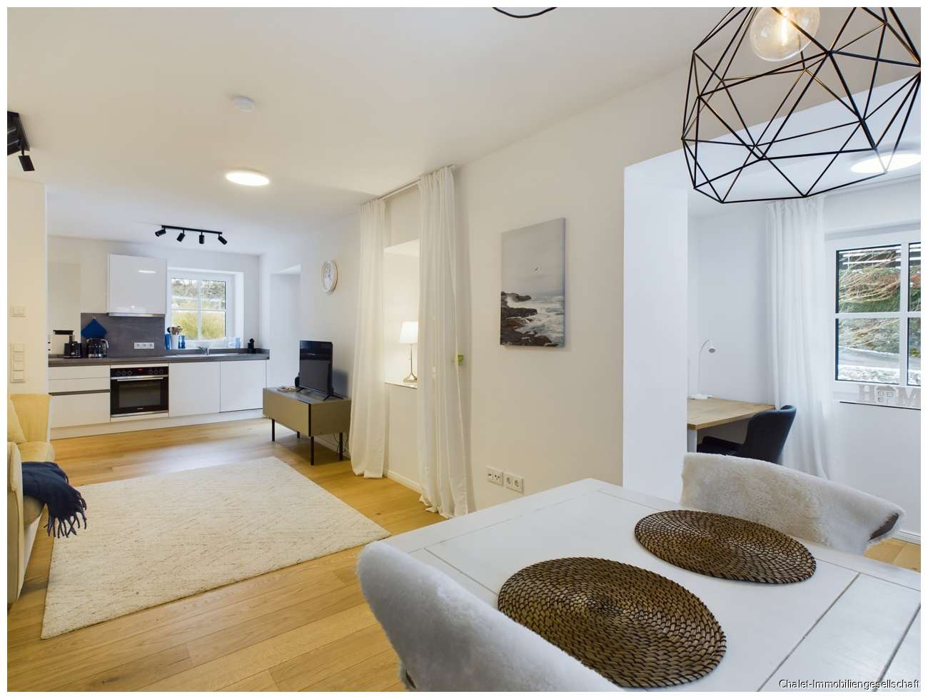 Immobilie in Tegernsee - Zeitlos schön: Gartenwohnung am Alpbach in Tegernsee nach Kernsanierung - Bild 2