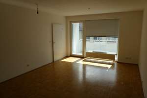 Zweizimmerwohnung  mit Einstellplatz in Solingen-Ohligs – Die vollständige Adresse der Immobilie erhältst du vom Anbieter., 42697 Ohligs/Aufderhöhe/Merscheid, Solingen – Vorschaubild 2