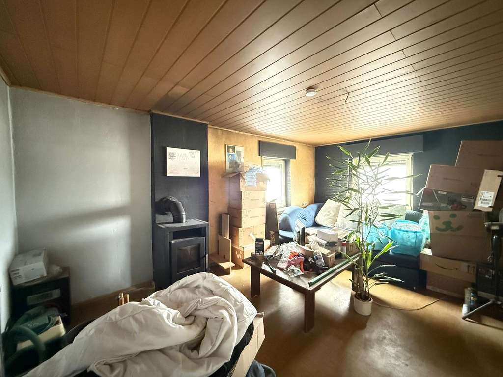 Immobilie in Neuwied - Sanierungsbedürftiges Wohngebäude mit Blick auf den Rhein - Bild 1