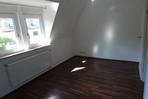 schöne 2-Zimmer-DG-Wohnung mit Einbauküche in Stuttgart/Süd – Böheimstraße 73, 70199 Heslach, Stuttgart – Vorschaubild 6