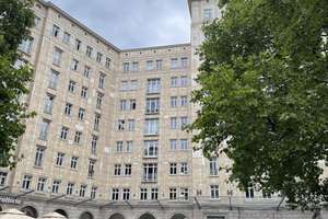 Unvermietete stilvolle 2-Zimmer-Wohnung im Denkmalensemble Strausberger Platz – Die vollständige Adresse der Immobilie erhältst du vom Anbieter., 10243 Friedrichshain, Berlin – Vorschaubild 3