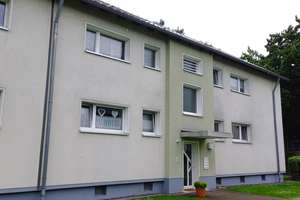 ** Solide Kapitalanlage in 4 Fam.Haus in grüner Lage **