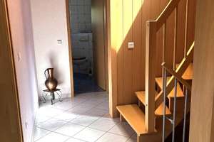 Geräumiges und gepflegtes Einfamilienhaus mit Doppelgarage - Ruhige Lage in Fuldatal-Ihringshausen – Die vollständige Adresse der Immobilie erhältst du vom Anbieter., 34233 Fuldatal – Vorschaubild 8
