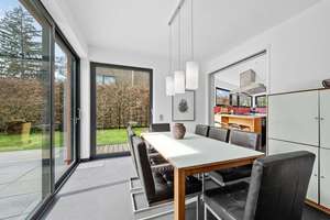 Exklusive Gartenvilla mit Pool in Hartmannshofen – Die vollständige Adresse der Immobilie erhältst du vom Anbieter., 80997 Obermenzing, München – Vorschaubild 9