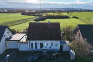 IDYLLISCHES KFW 60 TRAUMHAUS MIT SEPARATEM EINGANG ZUR EINLIEGERWOHNUNG – Karlsruhe (Kreis) – Vorschaubild 1