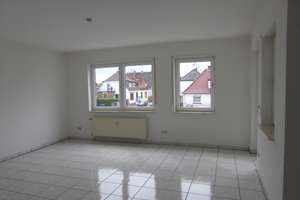 Helle bezugsfertige 2-Zimmer-Wohnung mit Loggia in Ludwigshafen – 67067 Rheingönheim, Ludwigshafen am Rhein – Vorschaubild 2