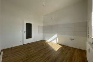 *großzügig*Tageslichtbad*Erstbezug nach Kernsanierung*Altbau* – Bunsenstr. 23-25, 45145 Holsterhausen, Essen – Vorschaubild 9