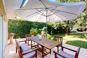 Familienglück zum Greifen nah: hochwertig ausgestattete Doppelhaushälfte mit großem Garten und Kamin – Die vollständige Adresse der Immobilie erhältst du vom Anbieter., 40489 Wittlaer, Düsseldorf – Vorschaubild 10