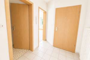 Zentrale 3-Zimmer-Wohnung mit Wohnküche, Diele und Wannenbad – Die vollständige Adresse der Immobilie erhältst du vom Anbieter., 40699 Solingen-Mitte, Solingen – Vorschaubild 4
