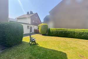 Großzügiges Zweifamilienhaus mit Balkon, Terrasse, Garten und 2 Tiefgaragen im idyllischen Loverich – Aachen (Kreis) – Vorschaubild 59
