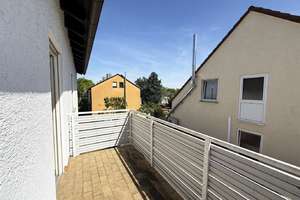 Großzügiges 1-3 Familienhaus mit traumhaftem Garten in ruhiger Lage von Mainz-Ebersheim – Die vollständige Adresse der Immobilie erhältst du vom Anbieter., 55129 Ebersheim, Mainz – Vorschaubild 2