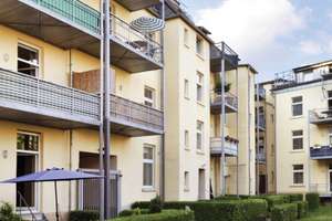 2-Zimmer Wohnung mit EBK, Balkon und Stellplatz im hübschen Altbau in Leverkusen-Wiesdorf – Lichstraße 15, 51373 Wiesdorf, Leverkusen – Vorschaubild 11