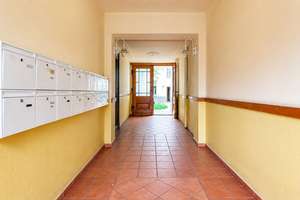 Bezugsfreie 2-Zimmer-Wohnung nahe dem Lietzenseepark in Berlin-Charlottenburg – Die vollständige Adresse der Immobilie erhältst du vom Anbieter., 10625 Charlottenburg, Berlin – Vorschaubild 7