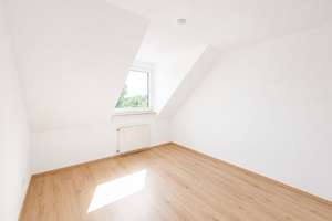 Renovierte, lichtdurchflutete 3-Zimmer-Wohnung mit sonniger Südwest-Terrasse – 46145 Tackenberg, Oberhausen – Vorschaubild 6
