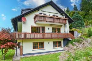 2026 einziehen! Mehrgenerationenhaus, Ferienwohnungen, ruhig + gepflegt, neue Heizung, PV, Garagen – Die vollständige Adresse der Immobilie erhältst du vom Anbieter., 75337 Enzklösterle – Vorschaubild 2