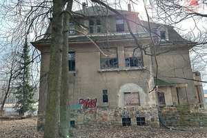 2 Denkmalvillen in Chemnitz: 7.640m² Grundstück, Mischgebiet, Sanierungsobjekt, AfA-Abschreibung – Die vollständige Adresse der Immobilie erhältst du vom Anbieter., 9125 Bernsdorf, Chemnitz – Vorschaubild 7