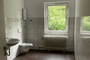 Helle 3-Zimmer-Wohnung mit großem Bad – Am Moorgraben 14, 38226 Salzgitter – Vorschaubild 4
