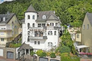Panoramablick zur Reichsburg in bester Mosellage - außergewöhnliche Stadtvilla mit Privatsphäre – Die vollständige Adresse der Immobilie erhältst du vom Anbieter., 56812 Cochem – Vorschaubild 3