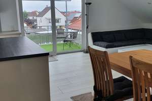 Dachgeschosswohnung mit Einbauküche, Balkon, Keller und Tiefgarage in Bellheim – Die vollständige Adresse der Immobilie erhältst du vom Anbieter., 76756 Bellheim – Vorschaubild 2