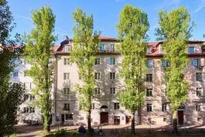 Familiengerechte Beletage über 204 m² mit Altbau-Charme und zwei Balkonen