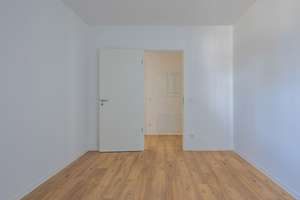 4-Zimmer-Wohnung (Typ 13) mit Balkon, zwei Badezimmern und eigenem Keller | ab sofort verfügbar – Raderberggürtel 50, 50968 Marienburg, Köln – Vorschaubild 17