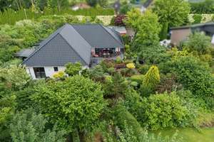 Repräsentativer Bungalow mit exklusiver Ausstattung, großzügigen Räumen und perfektem Gartenambiente – Die vollständige Adresse der Immobilie erhältst du vom Anbieter., 23626 Ratekau – Vorschaubild 16