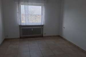 4-Zimmer-Wohnung - Bestlage in Stuttgart-Stammheim – Die vollständige Adresse der Immobilie erhältst du vom Anbieter., 70439 Stammheim-Süd, Stuttgart – Vorschaubild 8