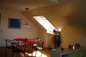 ruhige Dachgeschoss Wohnung mit großen West-Giebelfenster – knappenweg 51, 70569 Dachswald, Stuttgart – Vorschaubild 3
