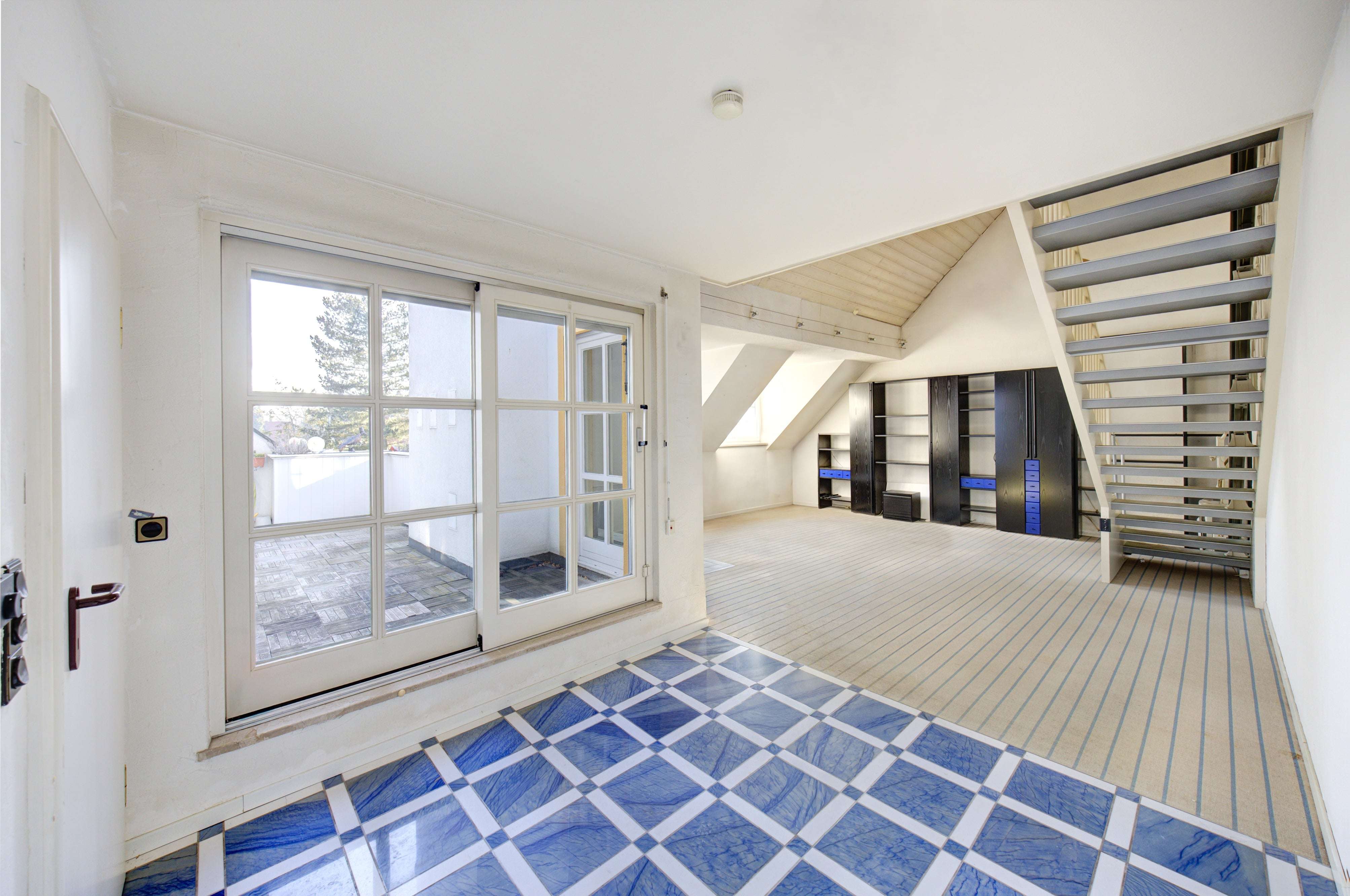 Immobilie in Schwaig bei Nürnberg - Außergewöhnliche Maisonettewohnung in ruhiger Toplage – Wohnen über den Dächern von Schwaig - Bild 9