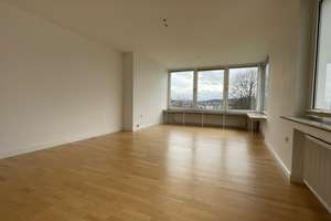 Bestlage mit Aussicht, gr. Wohnküche, gr. Bad, gr. Wohnraum, 108 qm – Herderstr. 8, 57072 Siegen, Siegen – Vorschaubild 11